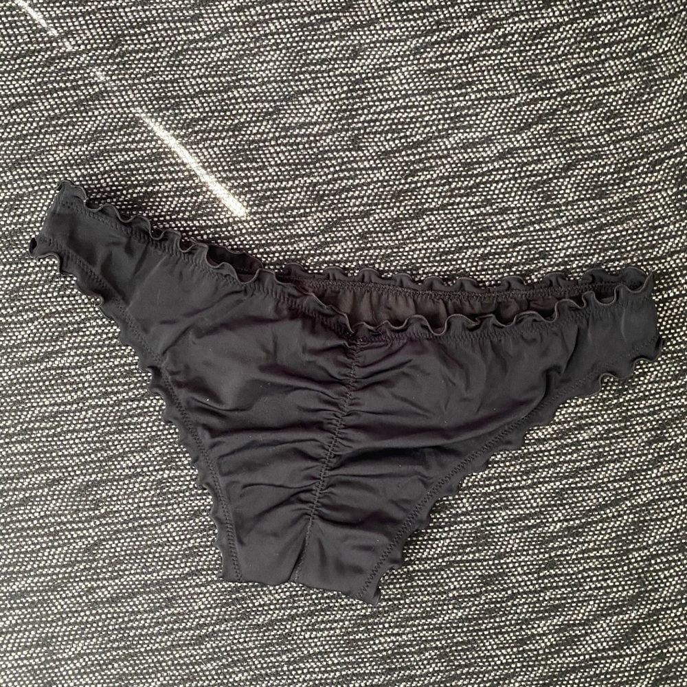 Ruched black bikini bottoms
